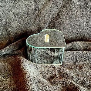 NWOT In Box Luxe Heart Mirror Jewelry Box